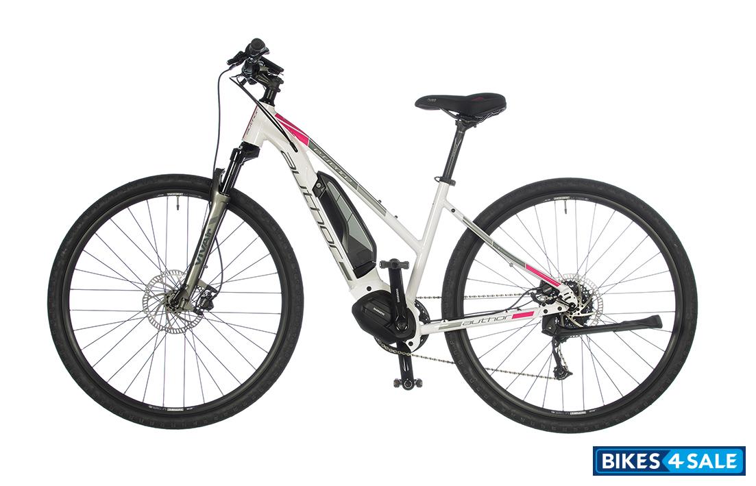 Author Essence 2021-22