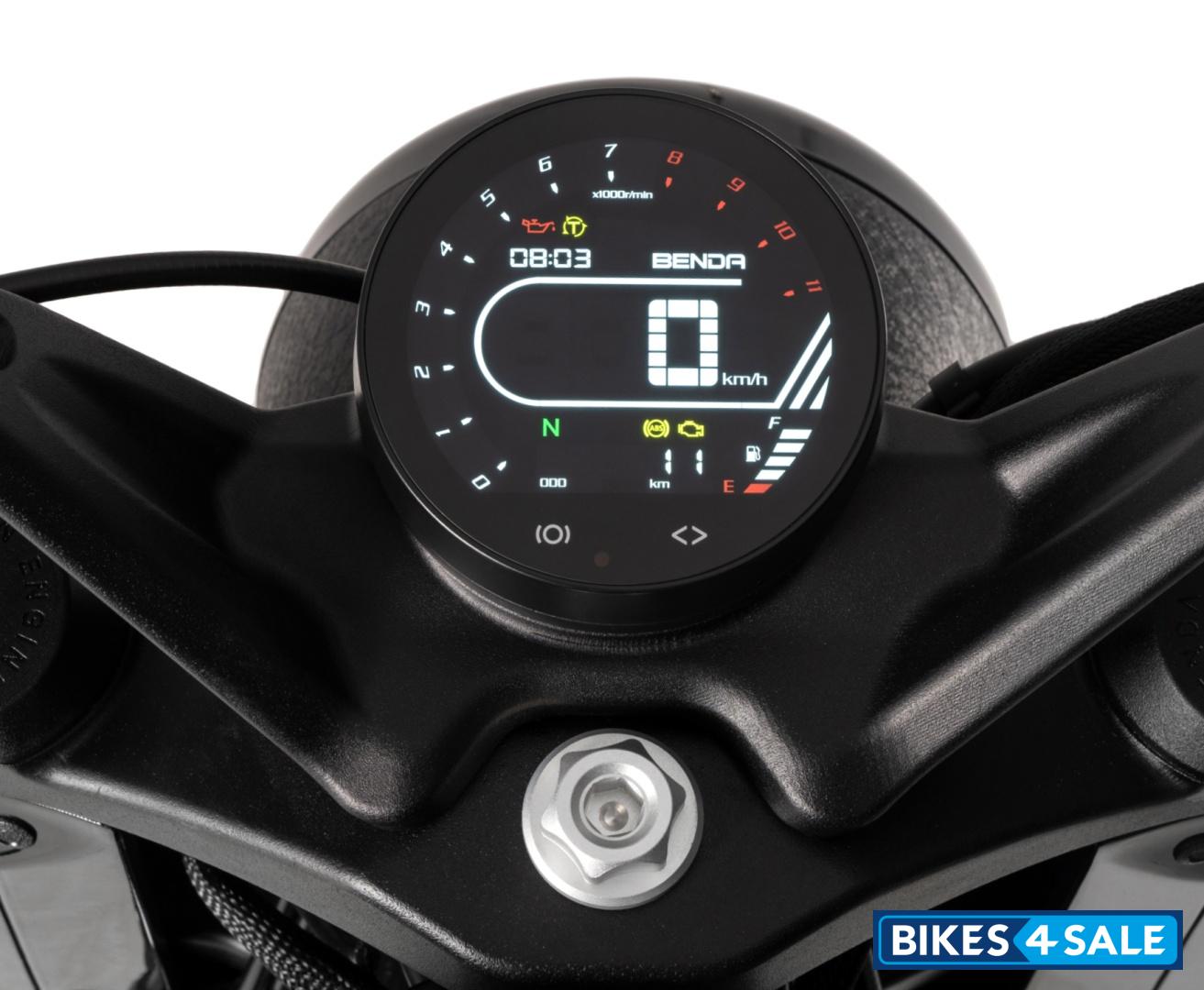 Benda Napoleon Bob 500