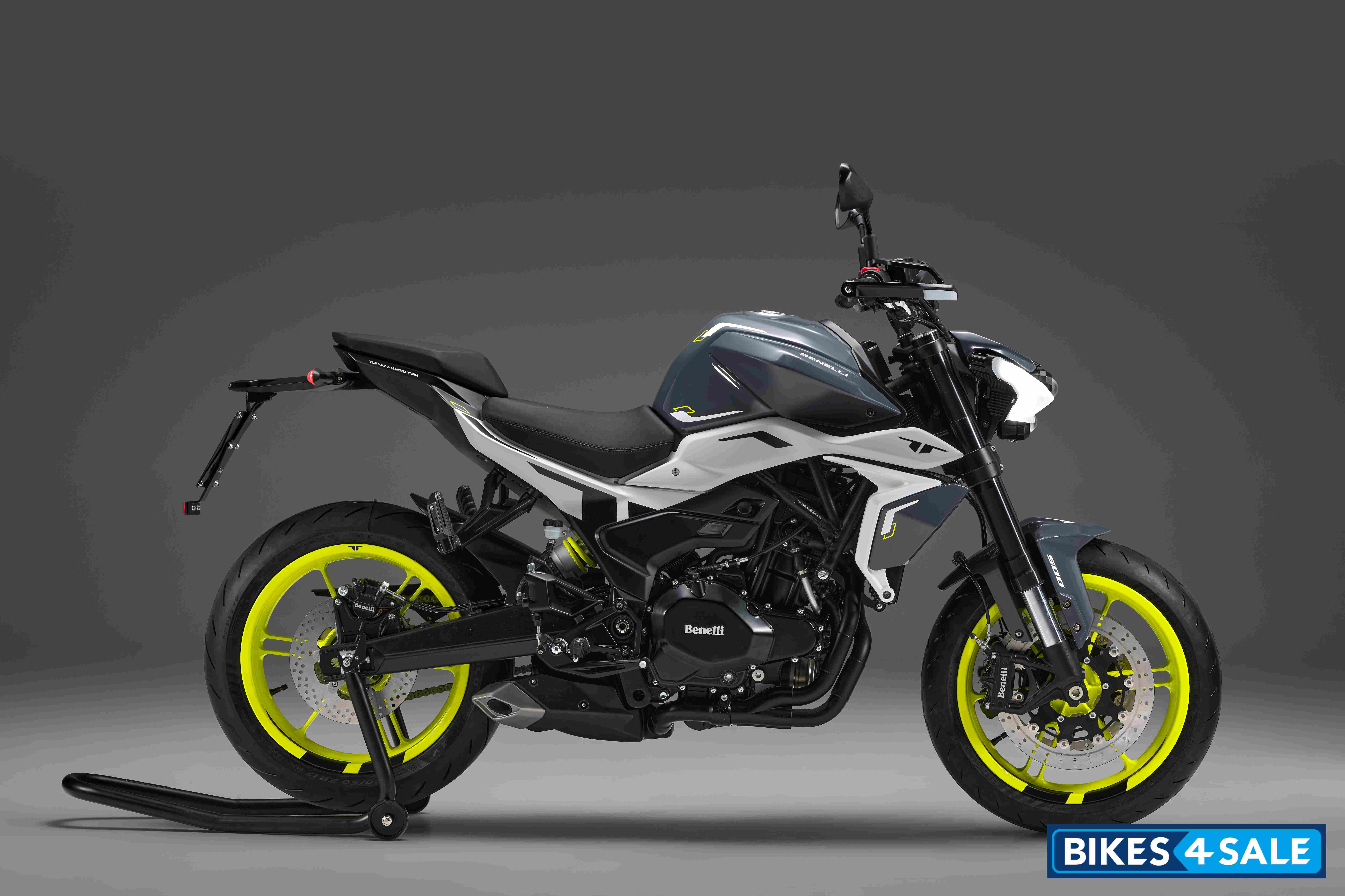 Benelli Tornado Naked Twin 500