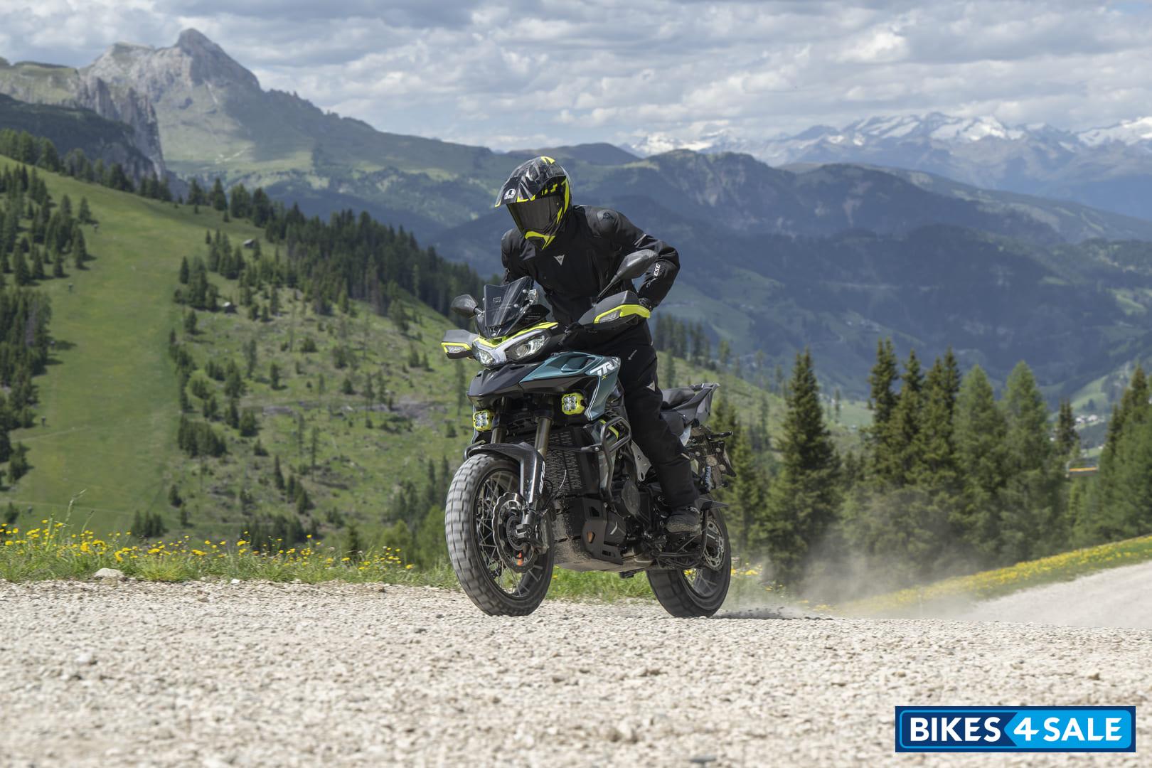 Benelli TRK 902 Xplorer