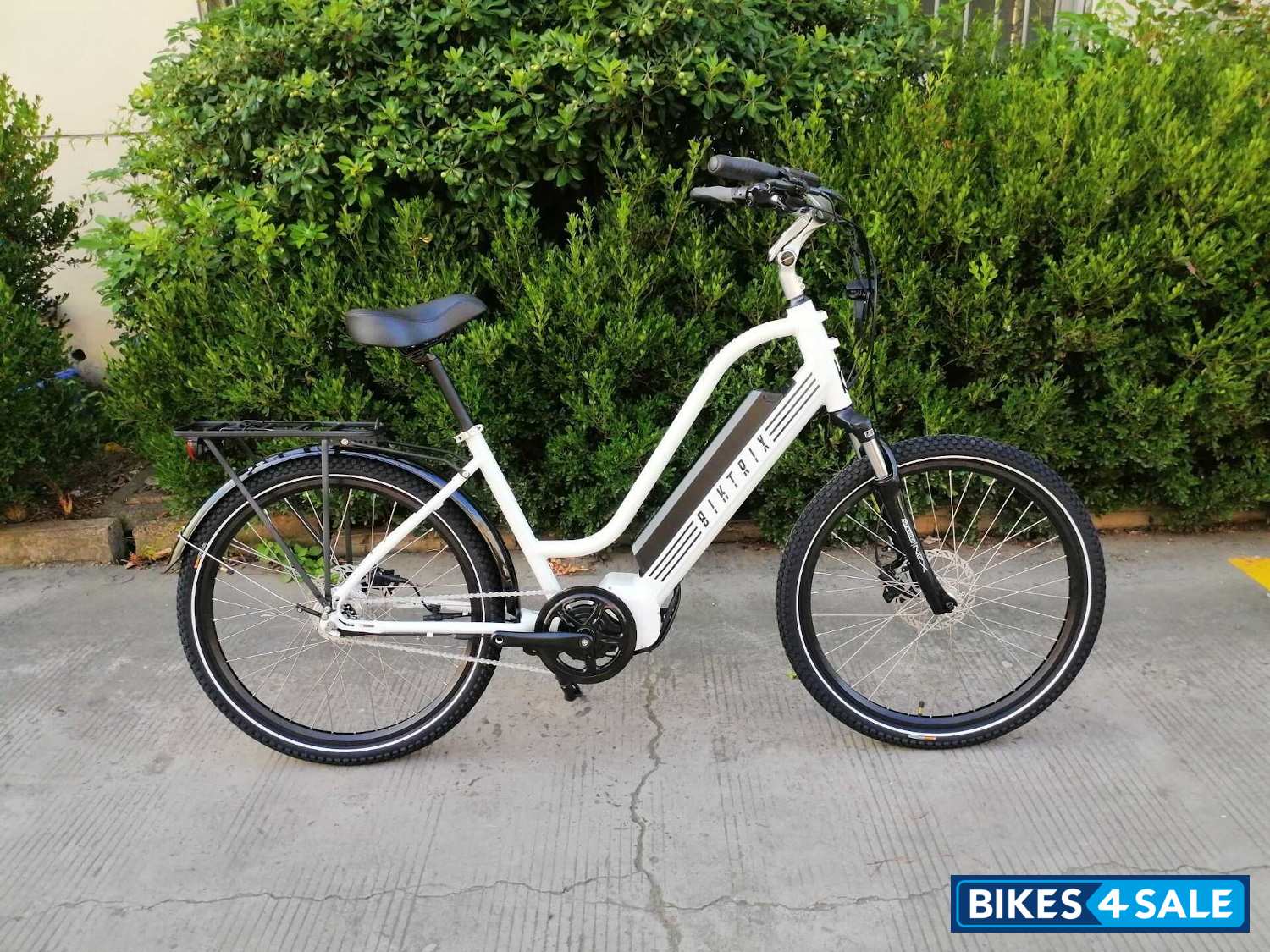 Biktrix Stunner Step-Thru Pearl White