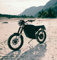 BlackTea Moped
