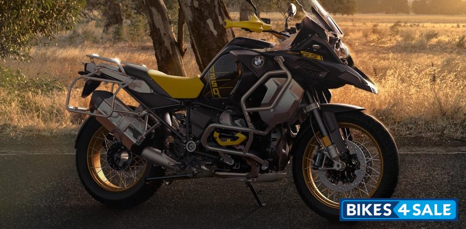 BMW 2022 R 1250 GS Adventure - Edition 40 Years GS Black and yellow