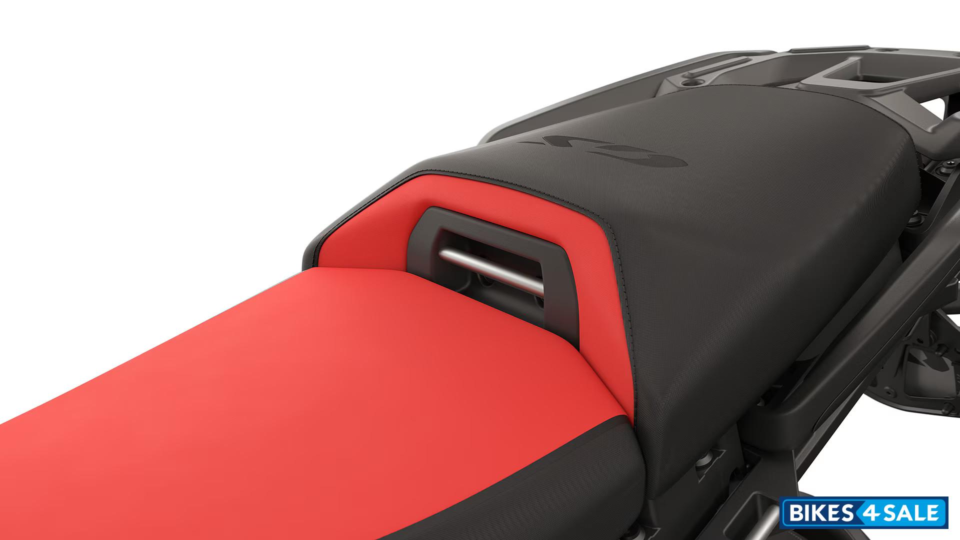 BMW R 1300 GS Adventure 2025 Integrated storage solutions + docking points for accessories