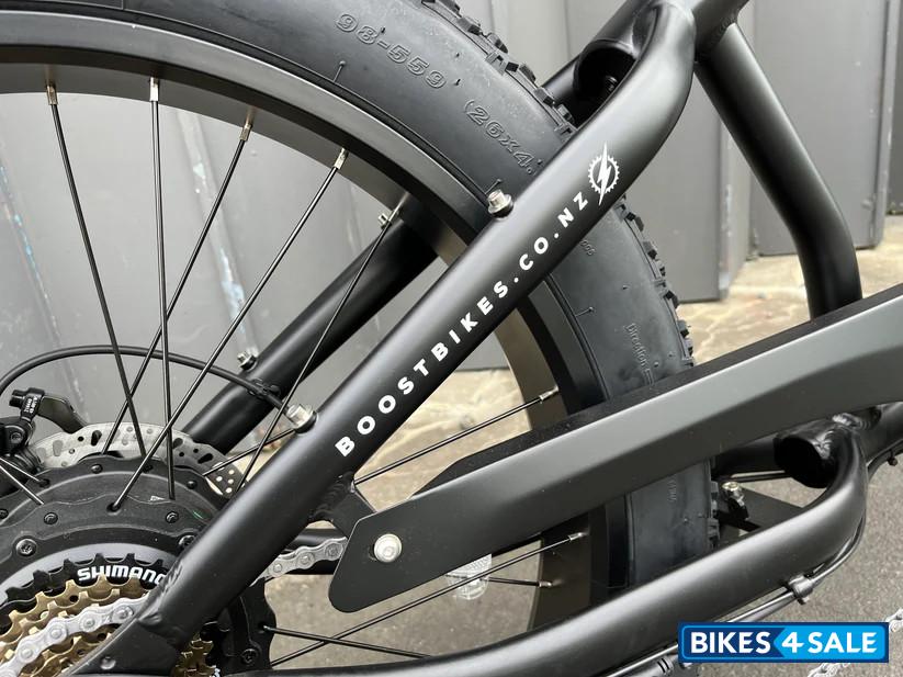 Boost Scout 750 Stealth