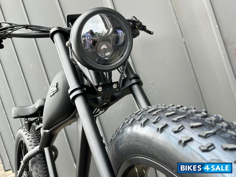 Boost Scout 750 Stealth