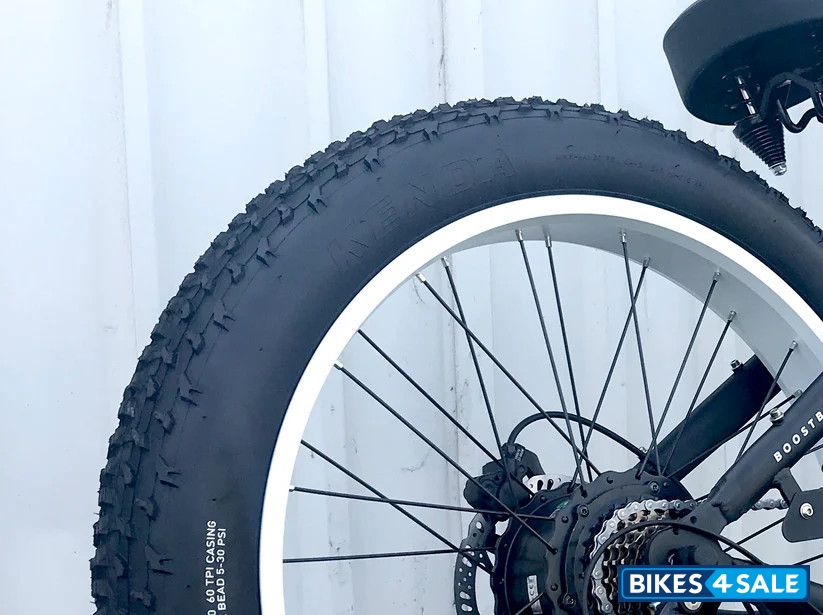 Boost Scout 750 Urban