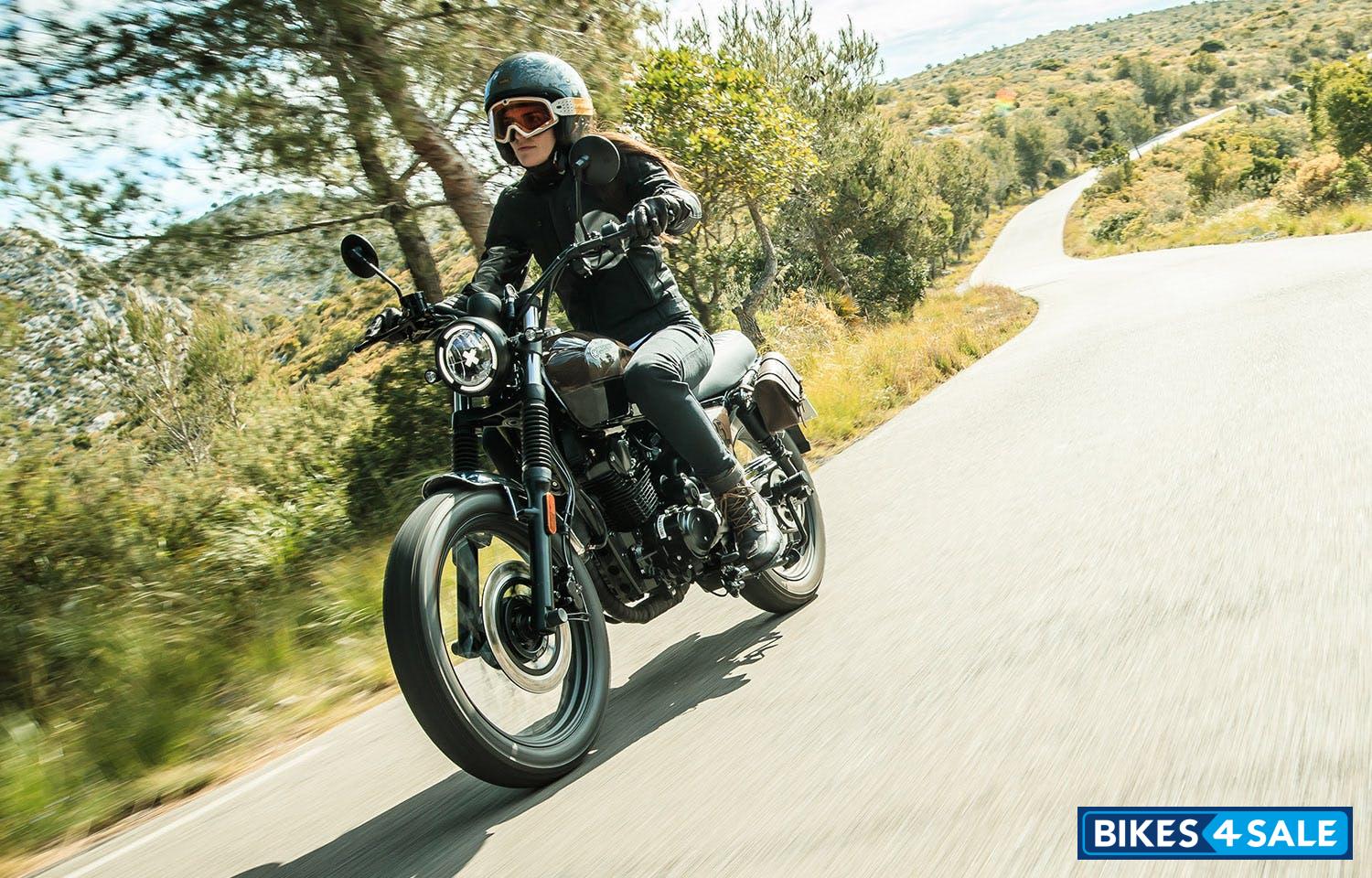 Brixton Cromwell 125