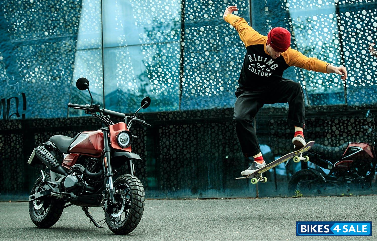 Brixton Crossfire 125 XS