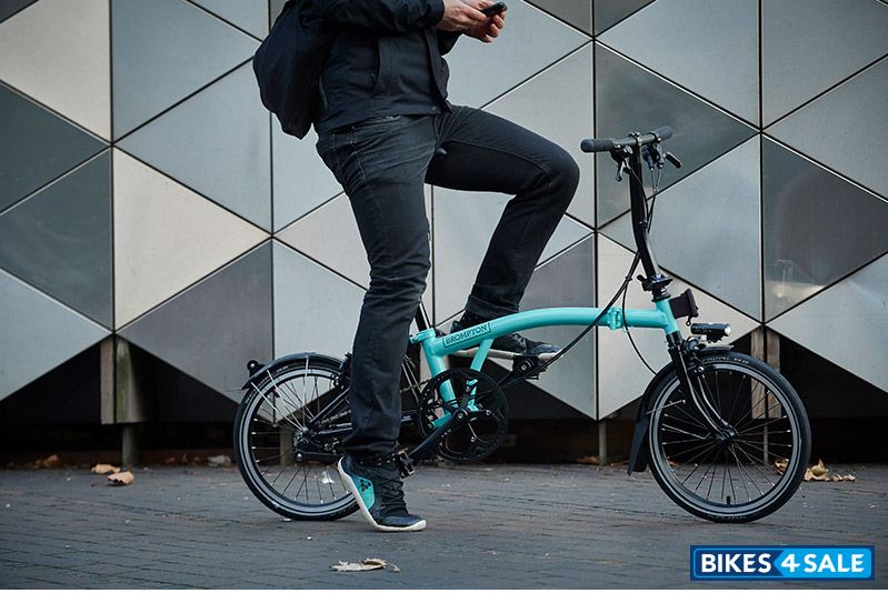 Brompton Black Edition S6L Turkish Green - Battery lighting