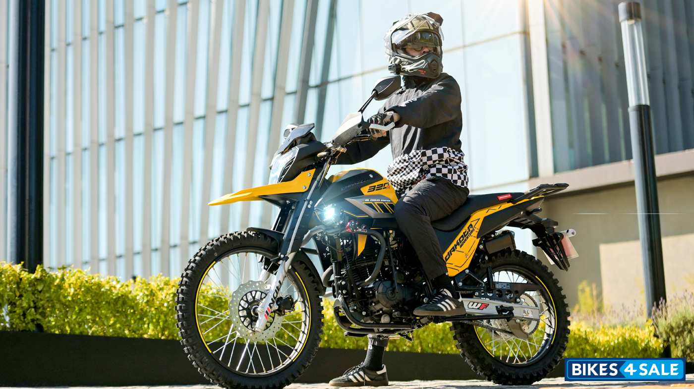 Carabela Dakota 320R