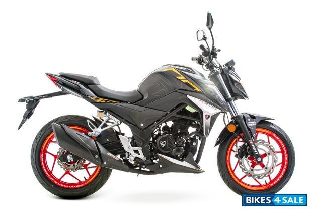 Carabela R300Z 4V