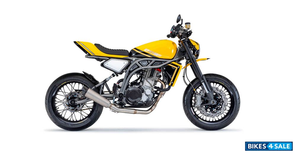 CCM Street Moto Yellow