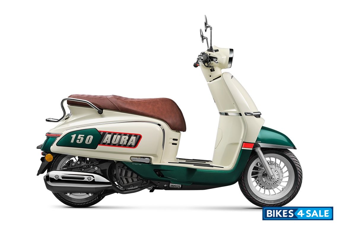 CFMoto 150 Aura Vintage White