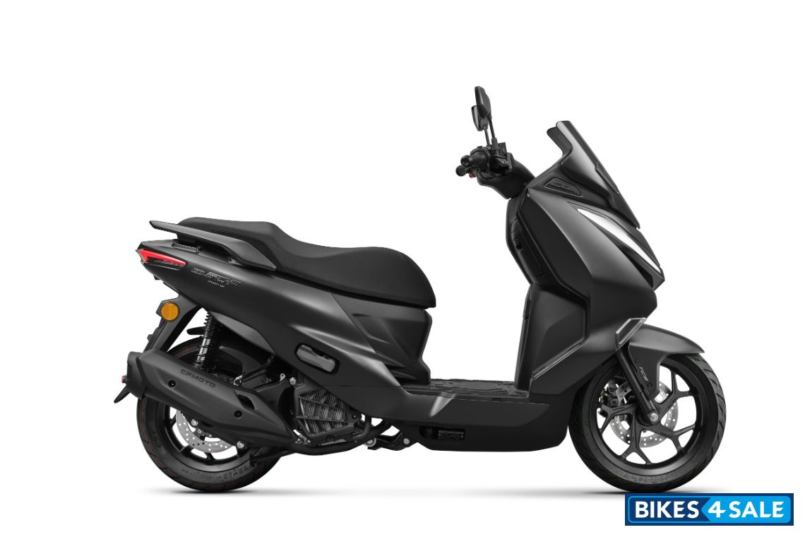 CFMoto 150 SC-F Gem Black