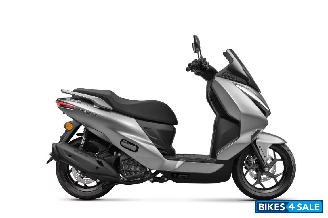 CFMoto 150 SC-F Velocity Grey