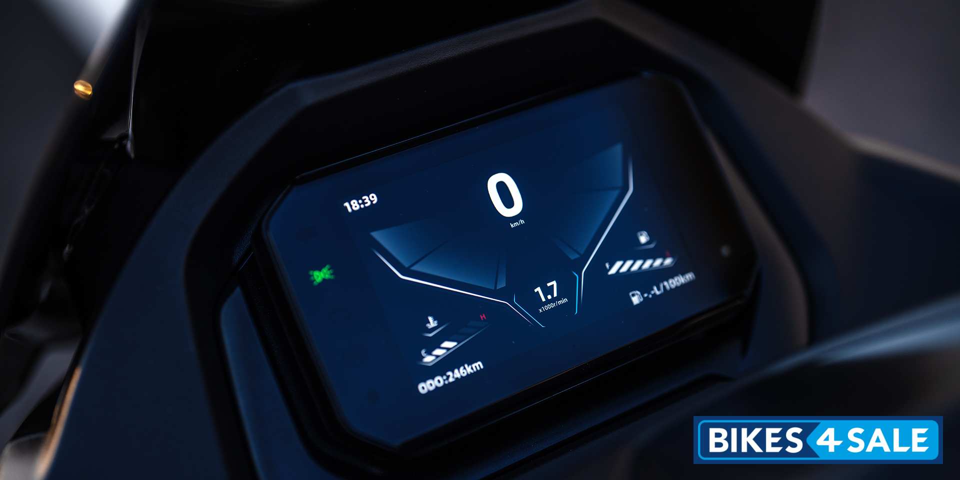 CFMoto 150SC 5-inch TFT display