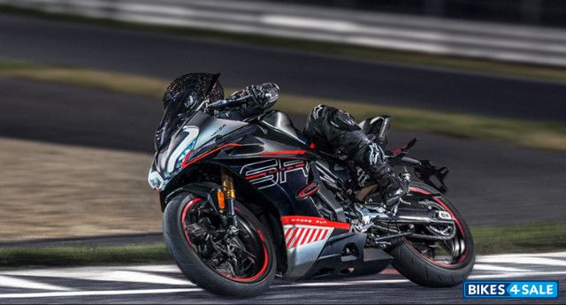 CFMoto 450SR CFMoto 450SR