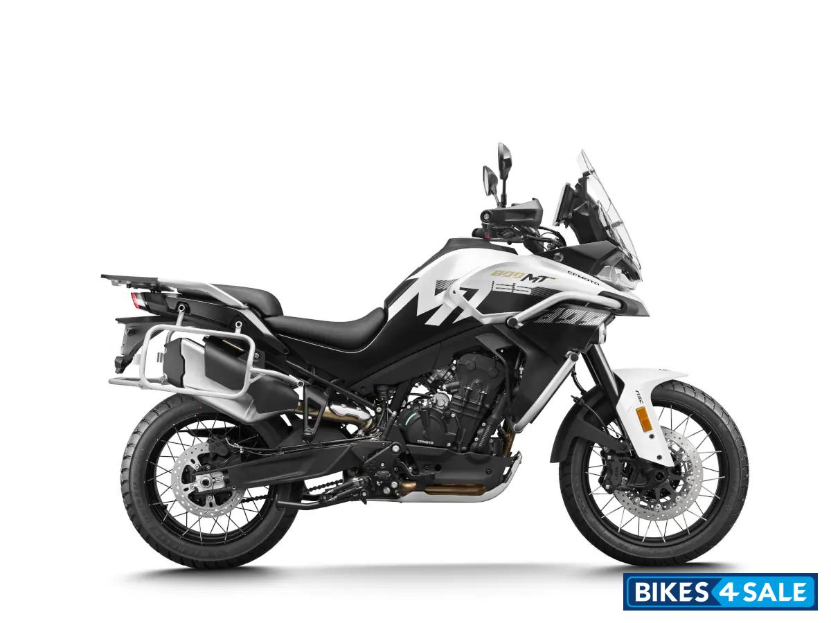 CFMoto 800MT-ES Glacier White