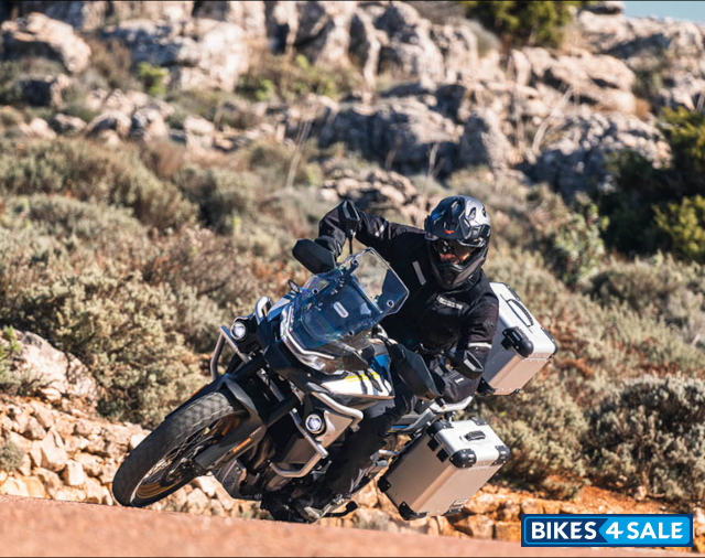 CFMoto 800MT Touring