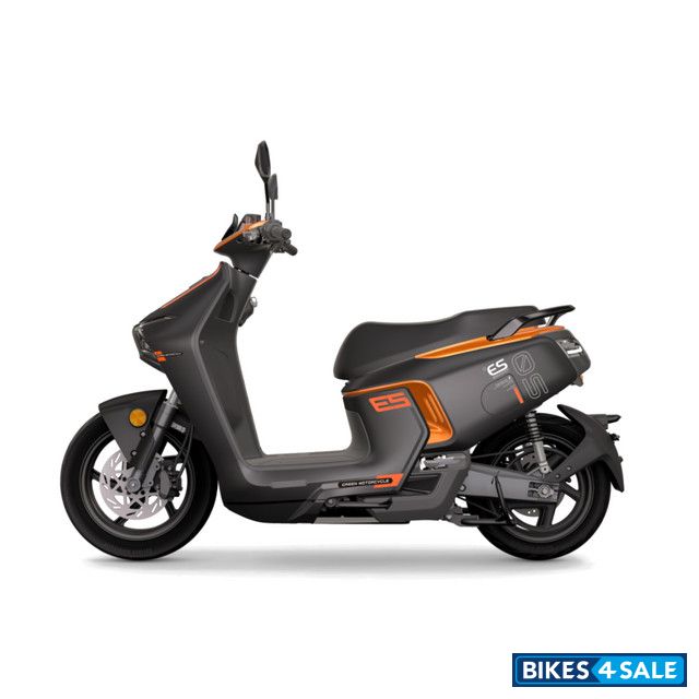 CSC 2024 ES5 Charcoal w/ Passion Orange