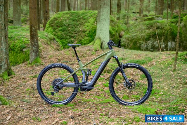 CUBE 2022 Stereo Hybrid 140 Hpc TM 750 29