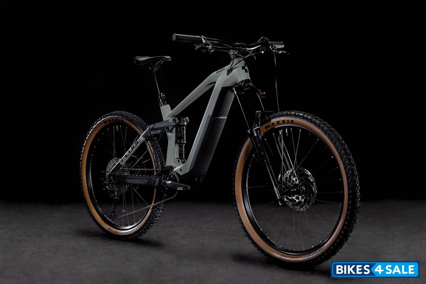 CUBE 2022 Stereo Hybrid 160 HPC Race 625 27.5