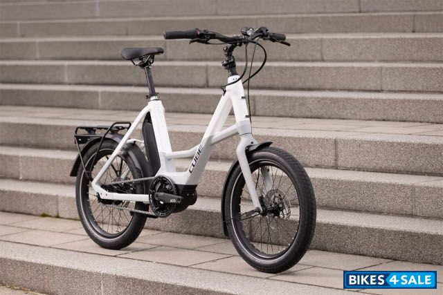 CUBE Compact Hybrid 500 CUBE Compact Hybrid 500