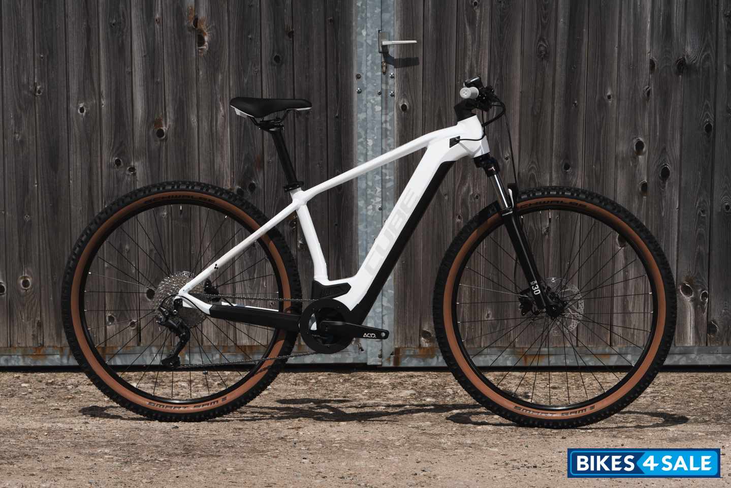 CUBE Reaction Hybrid One 500 2022