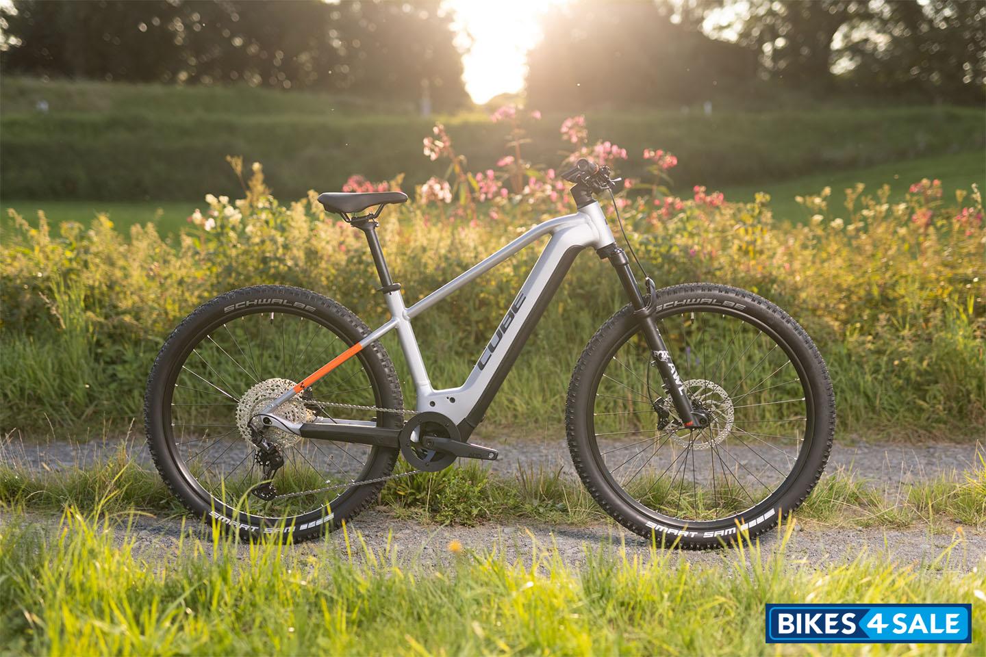 CUBE Reaction Hybrid SL 750 29 2022