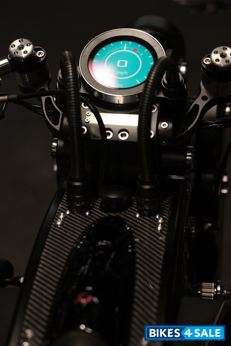 Curtiss The 1 Display