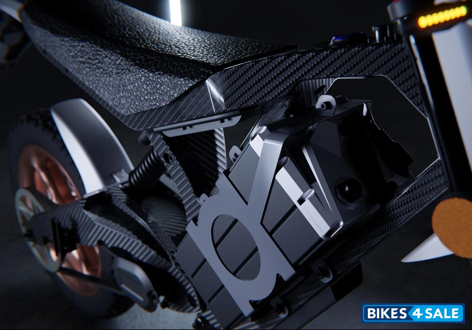 Denzel Techno 72V 80Ah, Quick-release battery