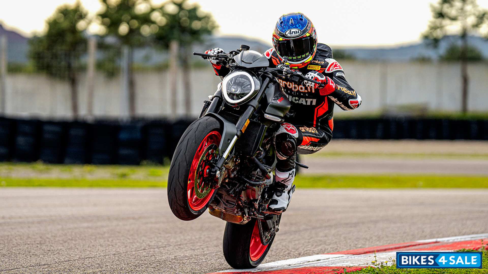 Ducati Monster Plus 2021