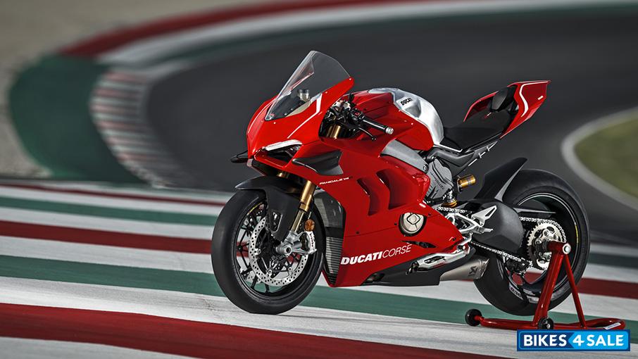 Ducati Panigale V4 R