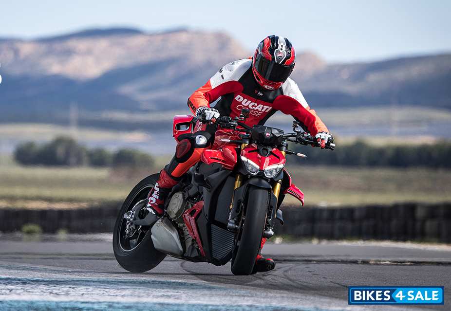 Ducati Streetfighter V4 2026