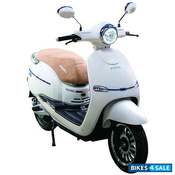 Ebroh Spuma Li White