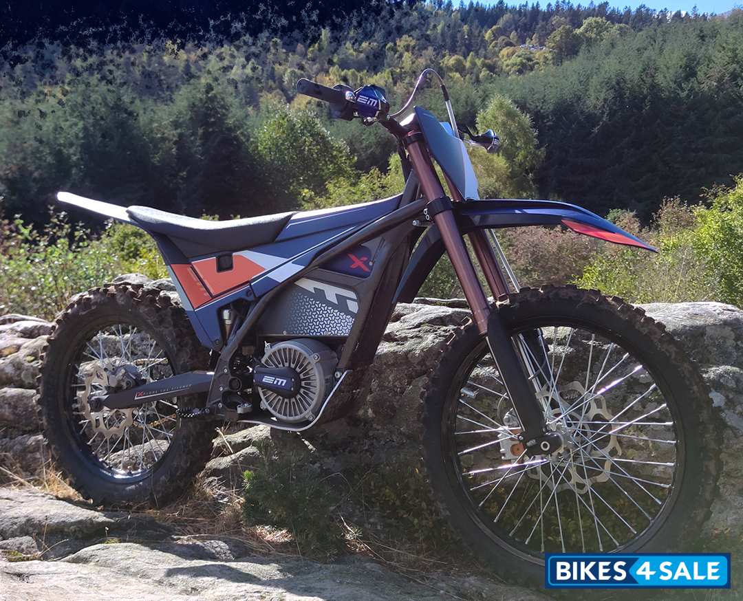 Electric Motion Escape X