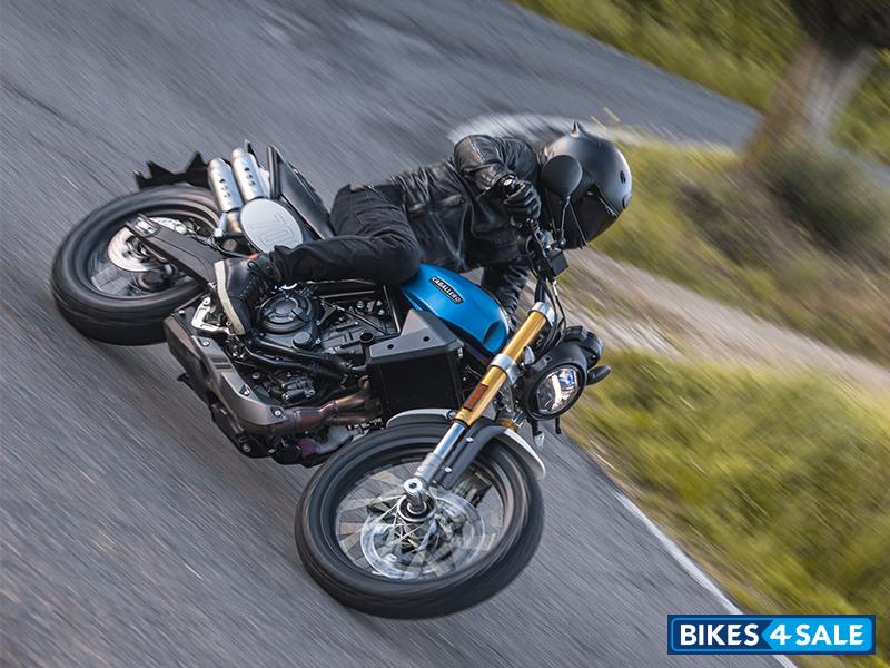 Fantic Caballero Scrambler 700