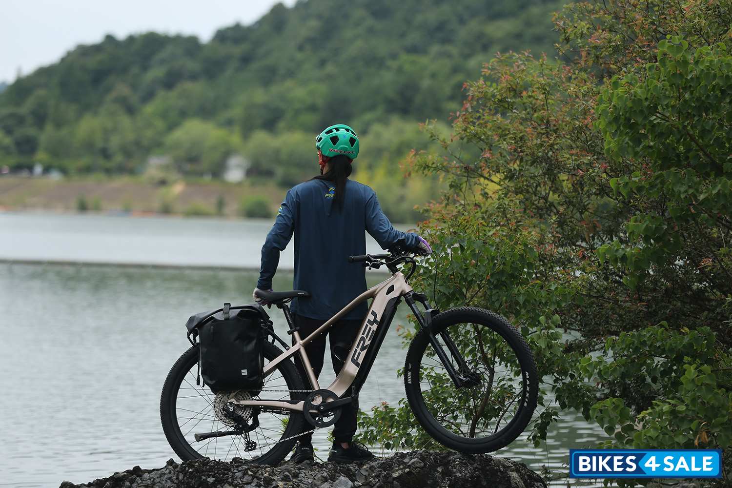 Frey Savannah Hybrid - Runner