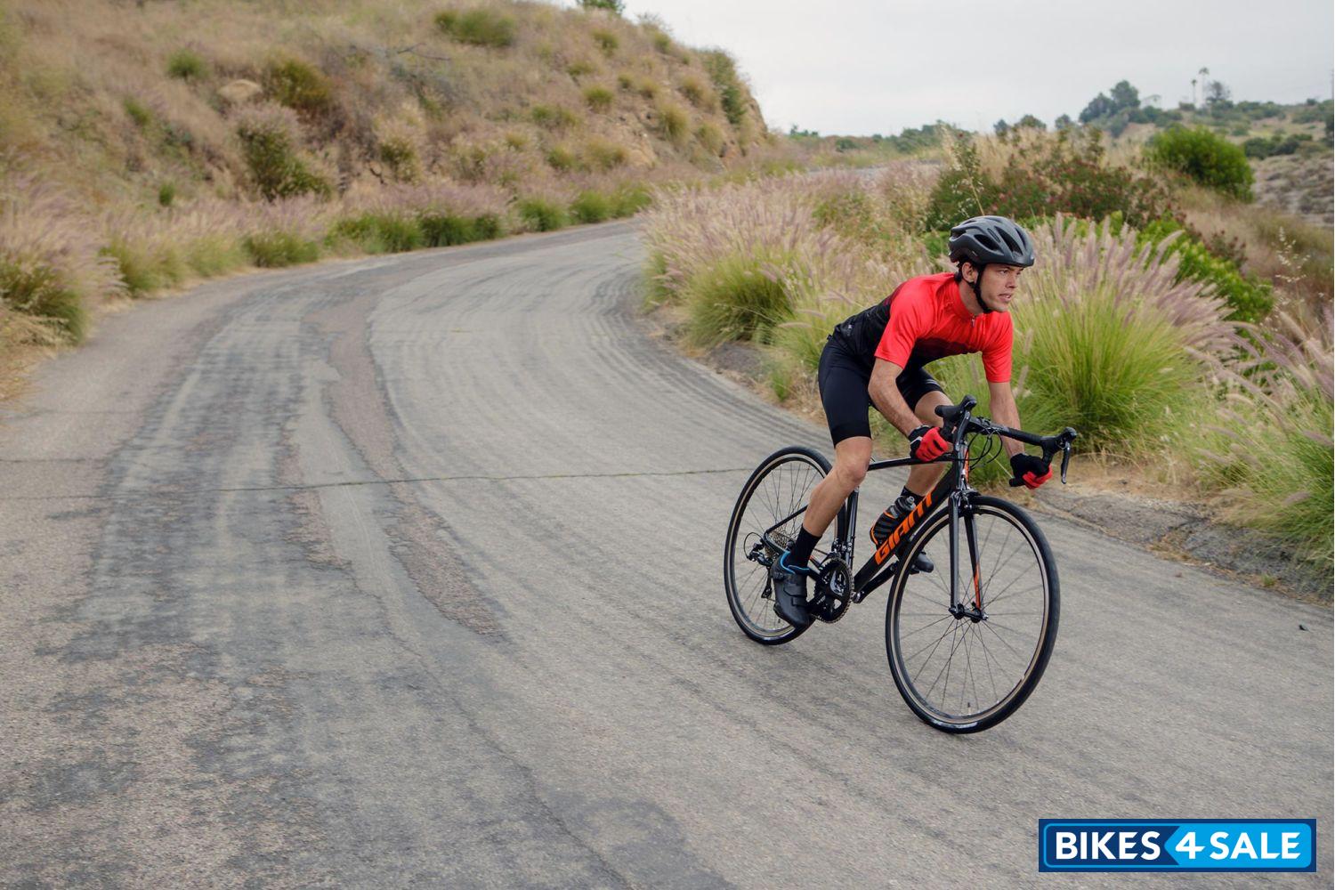 Giant Contend 3 Bicycle Price, Specs and Features - Bikes4Sale