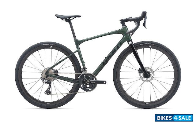 Giant Revolt Advanced 0 2021