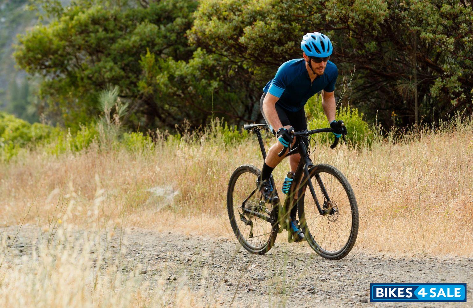 Giant Revolt Advanced 1 2019