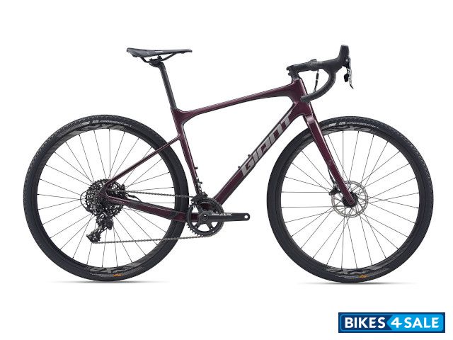 Giant Revolt Advanced 1 2020