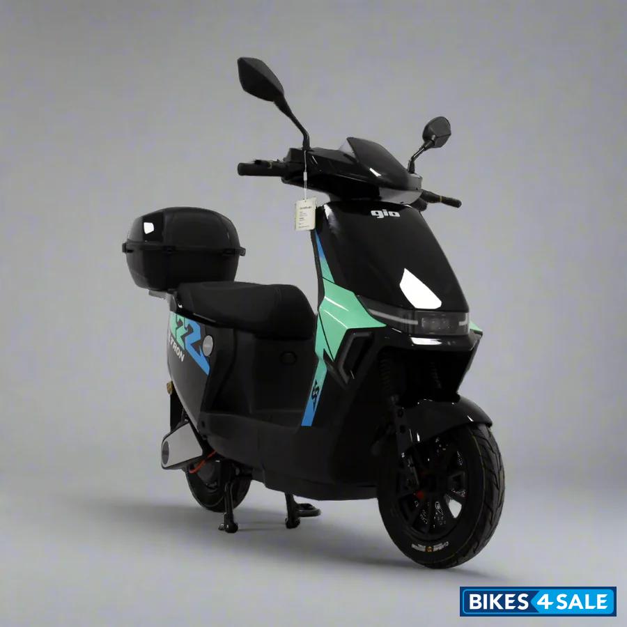 Gio Ultron Glacial Onyx