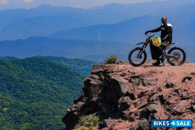 Graft EO.12 Factory Team Edition