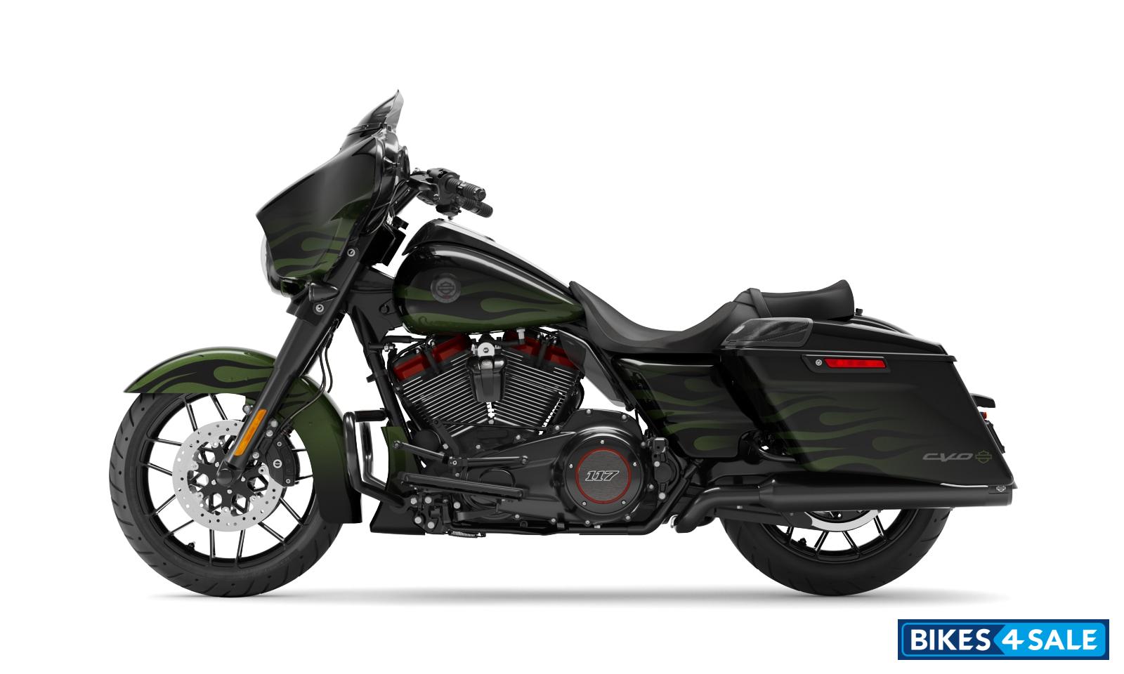 Harley Davidson 2022 CVO Street Glide - Envious Green Fade