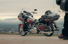 Harley Davidson 2023 CVO Road Glide Limited Anniversary Edition