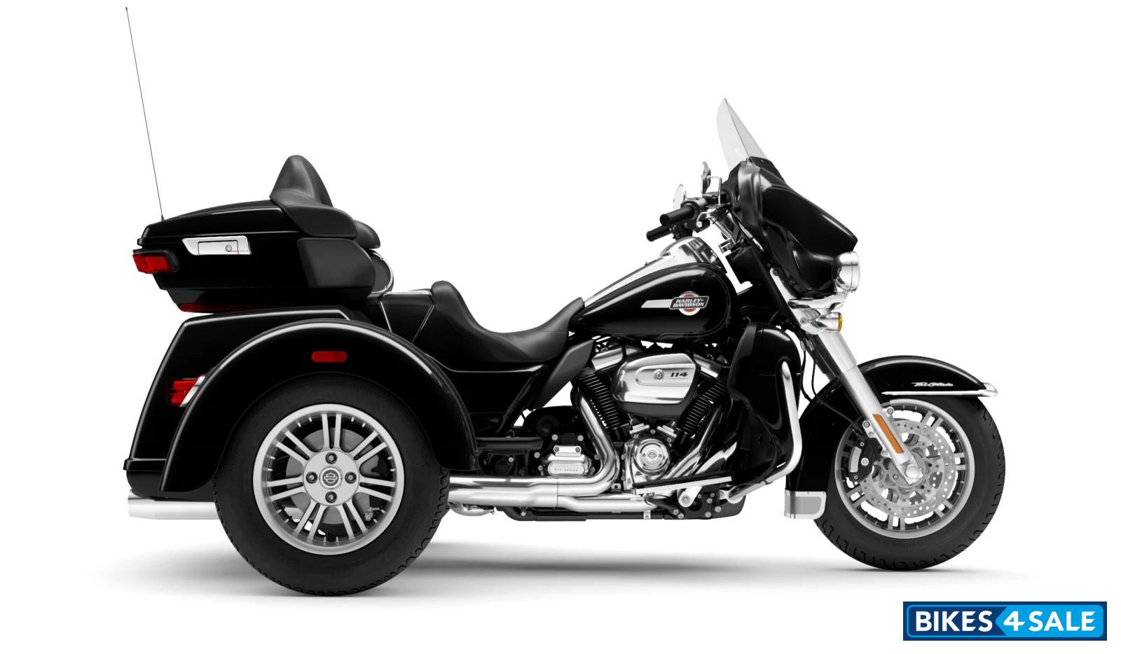 Harley Davidson 2024 Tri Glide Ultra - Vivid Black