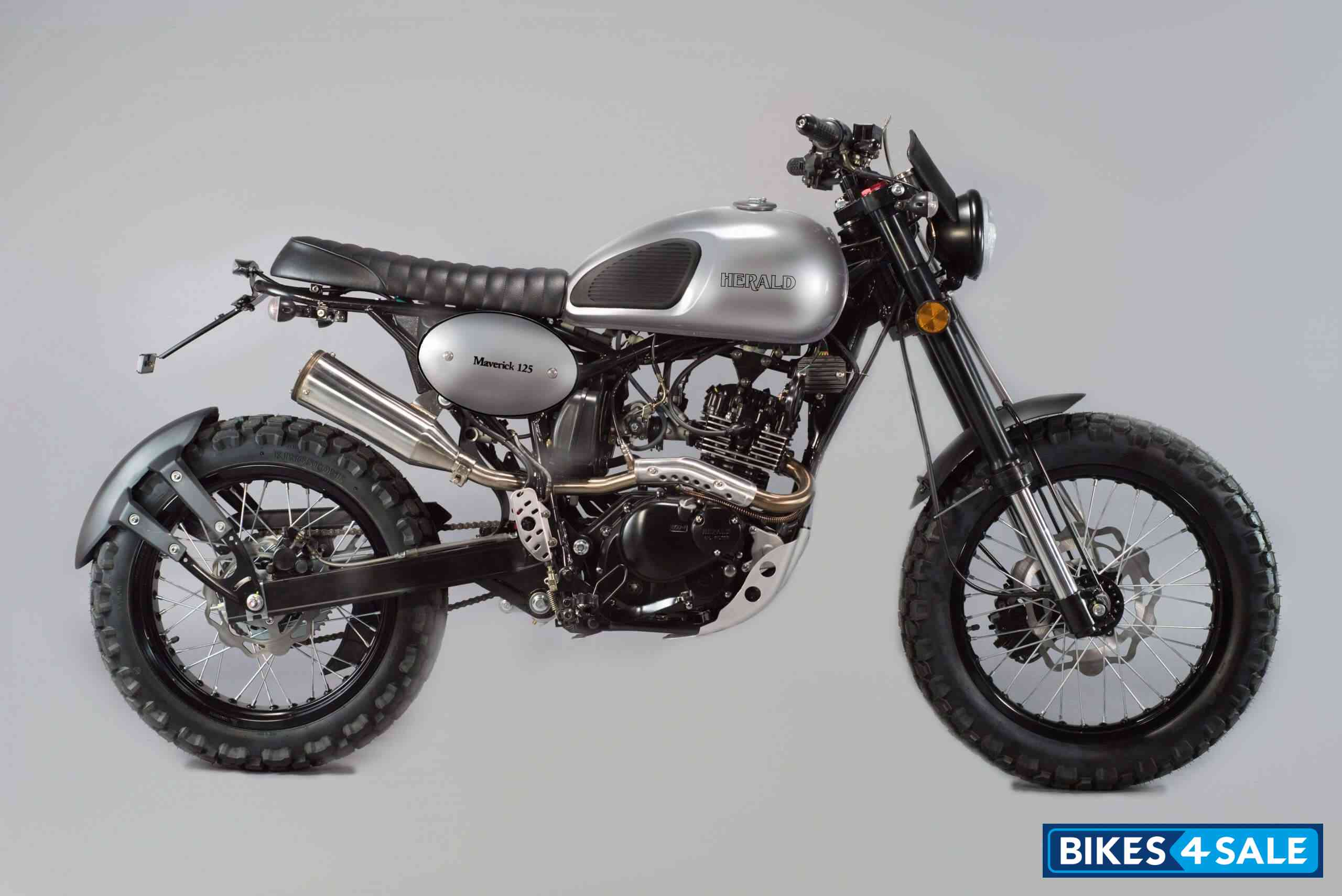 Herald Maverick 125 Silver