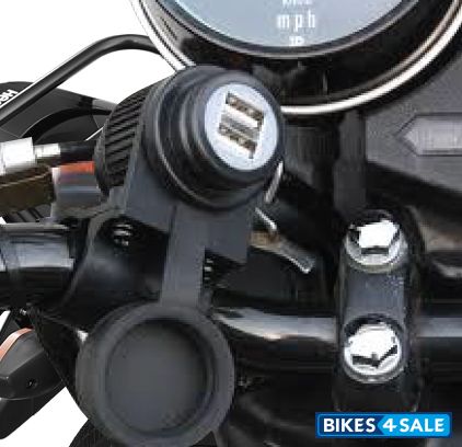 Hero Eco 150 Cargo USB Charging Port